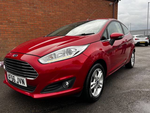 Ford Fiesta 1.0 EcoBoost Zetec 3dr Hatchback Petrol Red