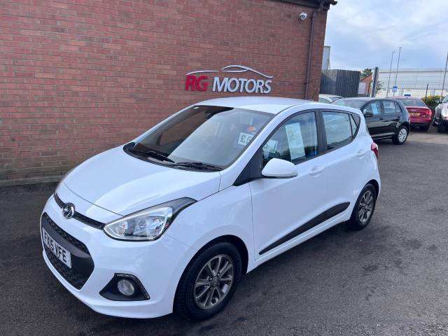 Hyundai i10 1.2 Premium White 5dr Hatch Hatchback Petrol White