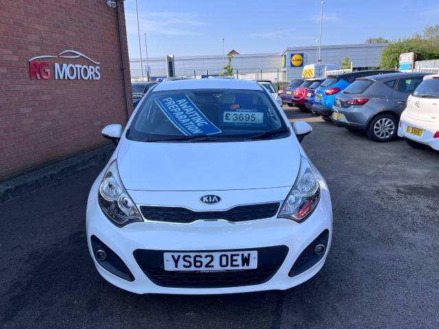 2013 Kia Rio 2 1.4 White 5dr Hatch Full Service History