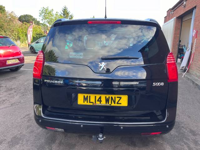 2014 Peugeot 5008 1.6 HDi 115 Allure Black 5dr MPV