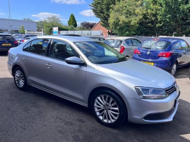 2013 Volkswagen Jetta 1.6 TDI CR Bluemotion Tech SE Silver 4dr