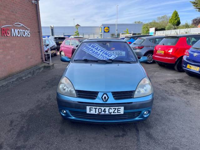 2004 Renault Clio 1.2 16V Dynamique Blue 3dr Hatch