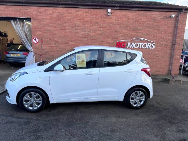 2015 Hyundai i10 1.0 SE White 5dr Hatch