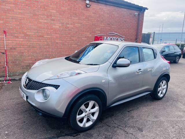 Nissan Juke 1.6 Acenta Silver 5dr Hatch Hatchback Petrol Silver