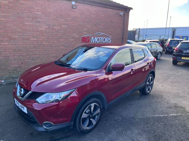 Nissan Qashqai 1.5 dCi N-Tec Red 5dr Hatch, £0 TAX, 75 MPG Hatchback Diesel Red