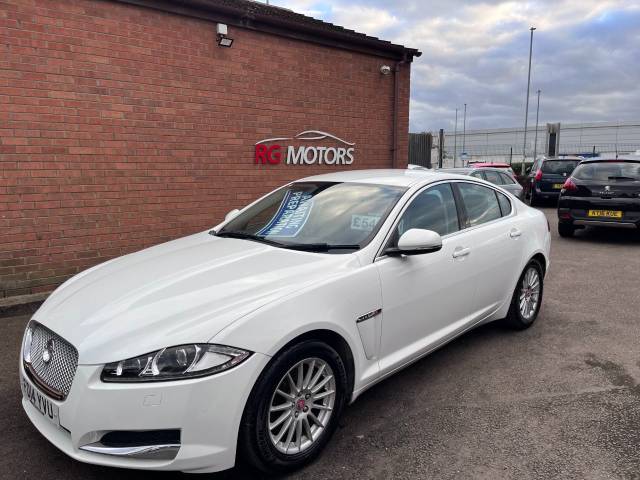 Jaguar XF 2.2d [163] SE White 4dr Auto Saloon Diesel White