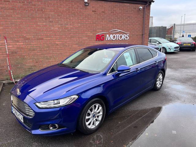 Ford Mondeo 2.0 TDCi ECOnetic Titanium Blue 5dr Hatch Hatchback Diesel Blue