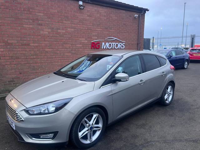 Ford Focus 1.5 TDCi 120 Titanium Silver 5dr Hatch Hatchback Diesel Silver