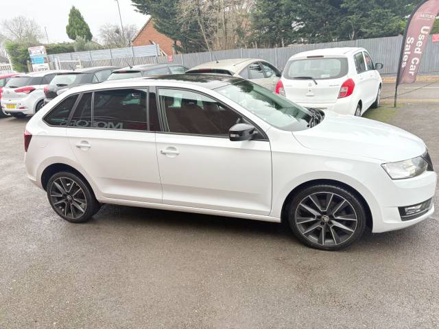 2018 Skoda Rapid Spaceback 1.0 TSI 110 SE Sport White 5dr Hatch