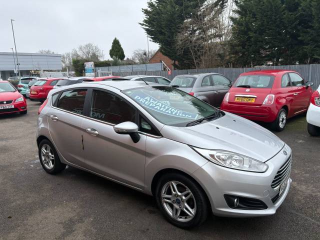 2013 Ford Fiesta 1.25 82 Zetec Silver 5dr Hatch