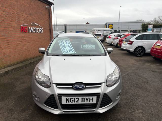 2012 Ford Focus 1.6 TDCi 115 Zetec Silver 5dr Hatch