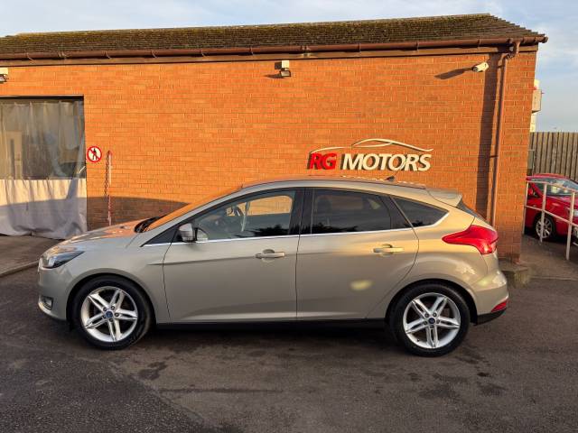 2016 Ford Focus 1.5 TDCi 120 Zetec Silver 5dr Hatch