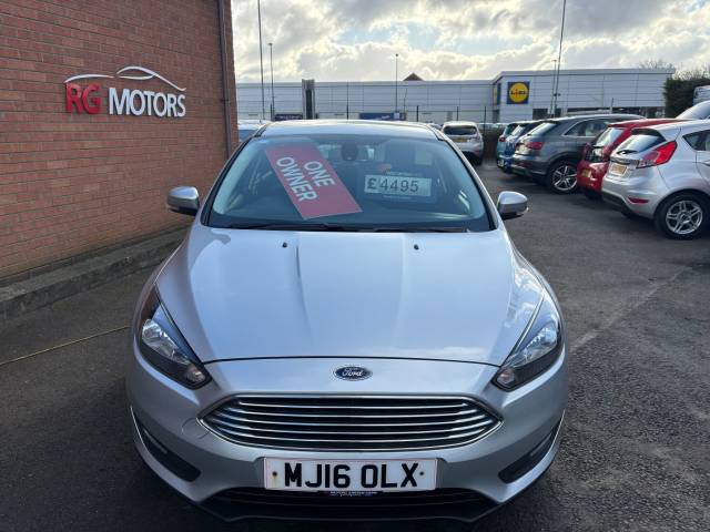 2016 Ford Focus 1.0 EcoBoost Zetec Silver 5dr Hatch, £20 TAX, 62 MPG,