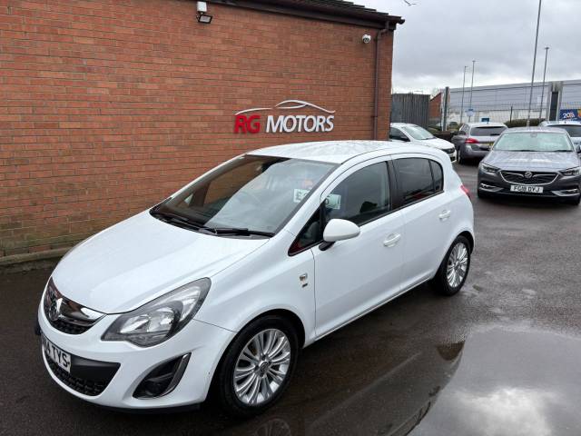 Vauxhall Corsa 1.4 SE White 5dr Hatch Hatchback Petrol White