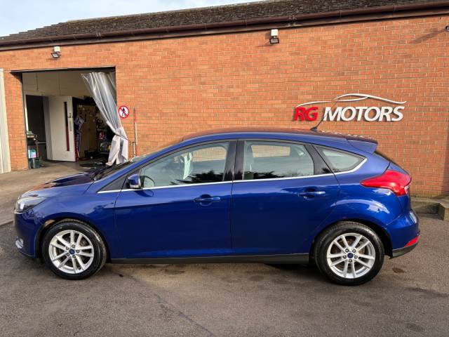 2015 Ford Focus 1.0 EcoBoost Zetec Blue 5dr Hatch