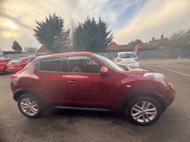 2011 Nissan Juke 1.5 dCi Tekna Red 5dr Hatch